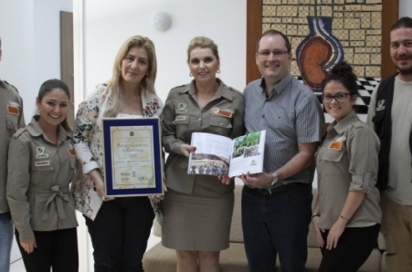 Reitoria recebe equipe do Museu de Zoologia