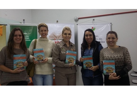 Museu de Zoologia lança cartilha para professores da região
